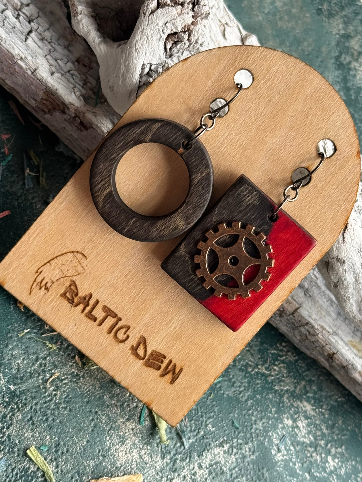 Dark grey ring and red square skateboard wood earrings on black surgical steel hooks